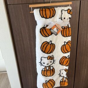 Hello kitty Fall throw
